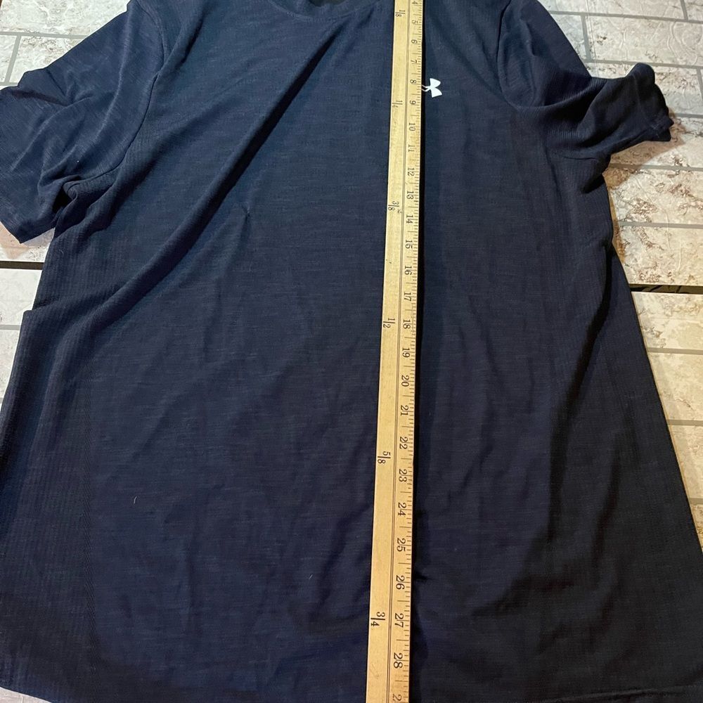 Under Armour Men’s T-Shirt Size L Black Short Sleeve Athletic Workout Charged - Picture 7 of 8